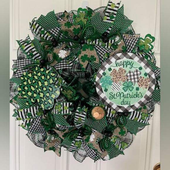 St Patrick's Day wreath - Picture 1 of 2